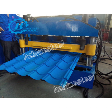 Farbe Metall gewellte Treppe Fliesen Dach Roller / glasiert Eisen Schritt Fliesen Dachdecker Blatt Making Machine